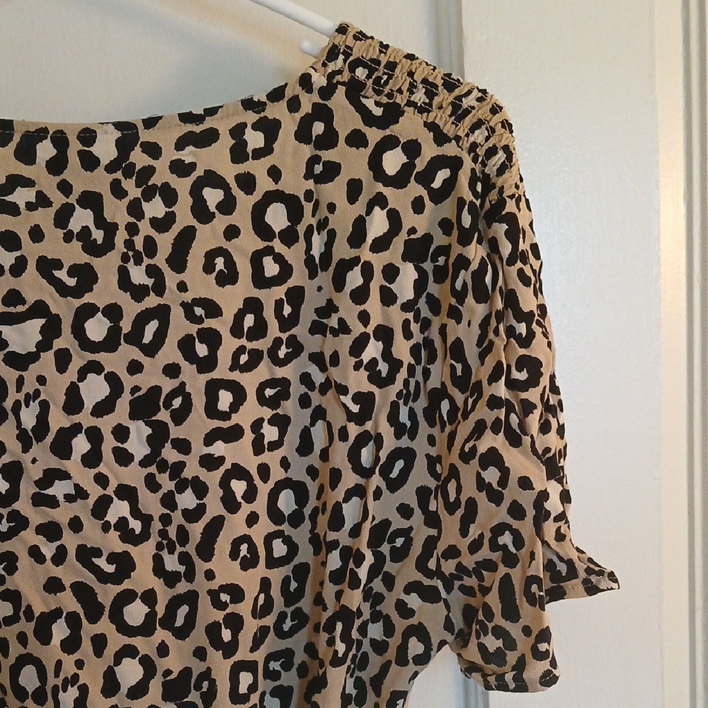 Ava & Viv  Leopard Print Blouse - Wrap Design - Picture 9 of 11